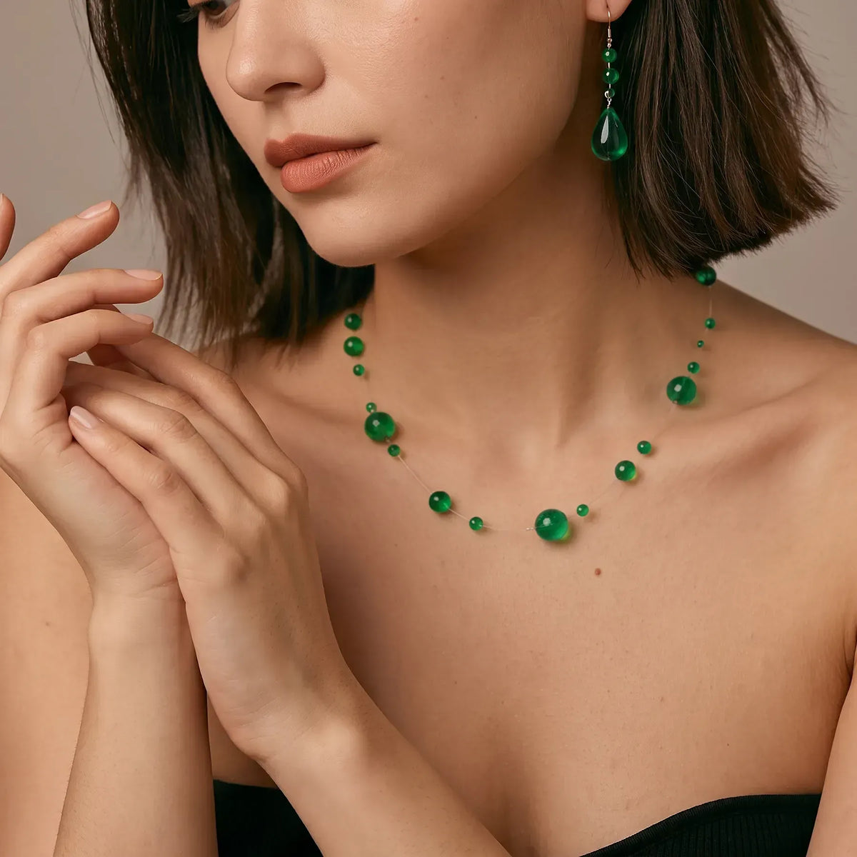 Collier Goutte Suspendue (Dispo en 8 coloris) - Vert Émeraude